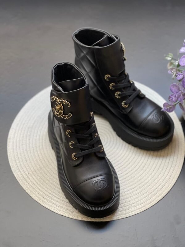 CHANEL SHOES - Image 2