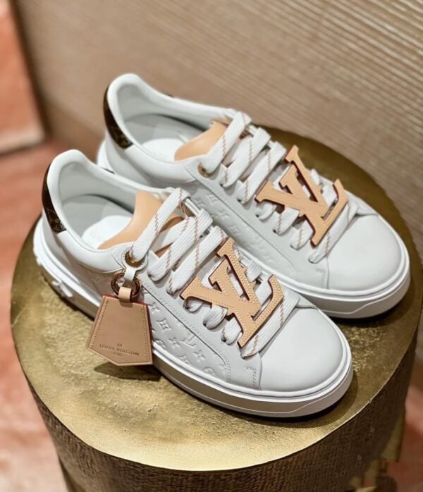 SHOES - Image 2