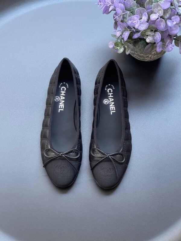 Chanel shoes - Image 2