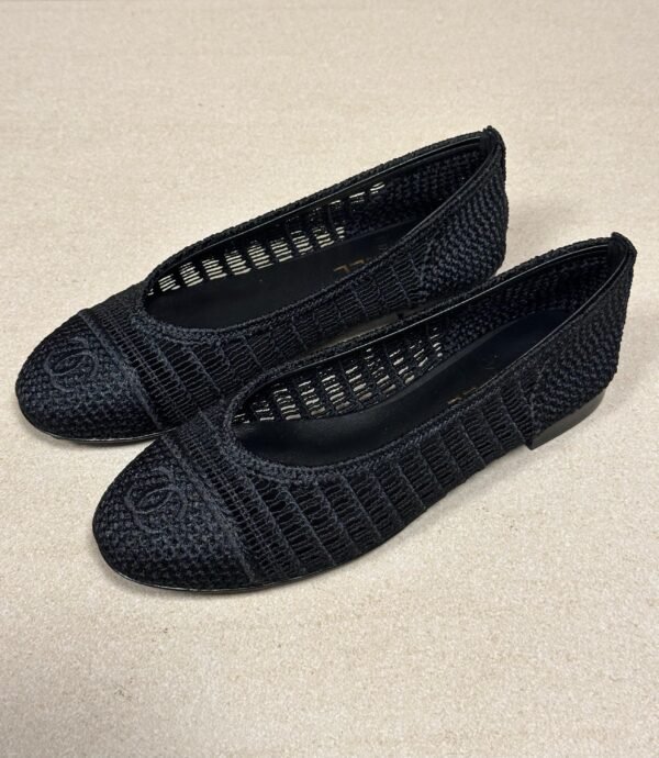 CHANEL SHOES - Image 3